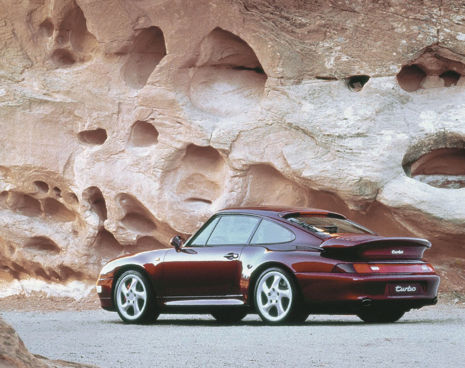 In March 1995, Porsche introduced the 993 Turbo at the Geneva Motor Show in Switzerland. It offered buyers 408 horsepower at 5,750 rpm. Porsche Archiv